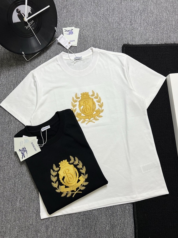 ブランドTシャツ正面デザイン